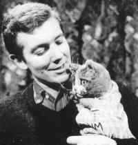 Wally Whyton with Pussy Cat Willum